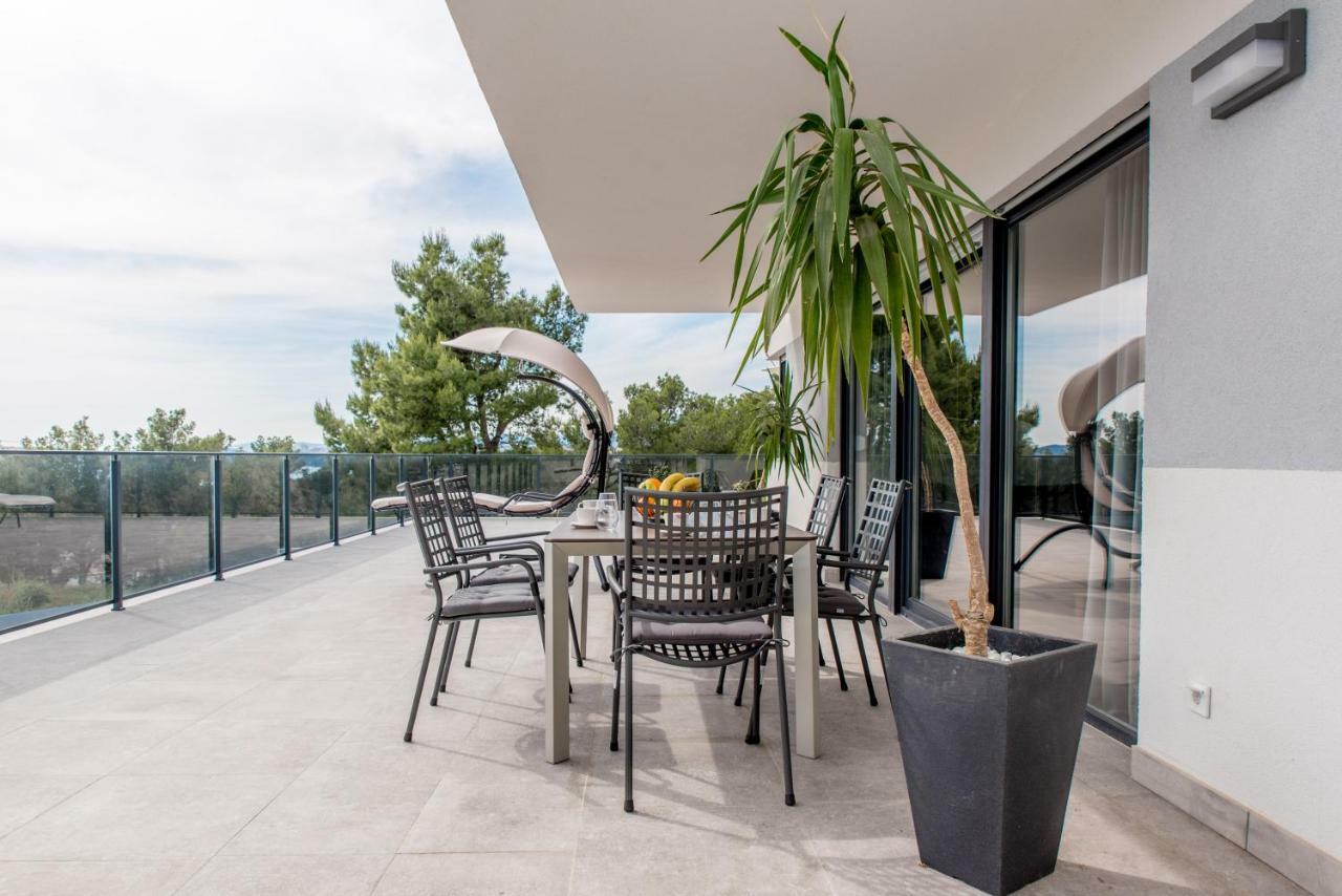 Lion'S Beach Apartment Подстрана Екстер'єр фото